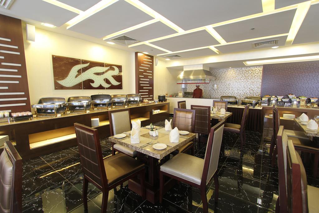 Ivory Grand Hotel Apartments Dubai Exterior foto